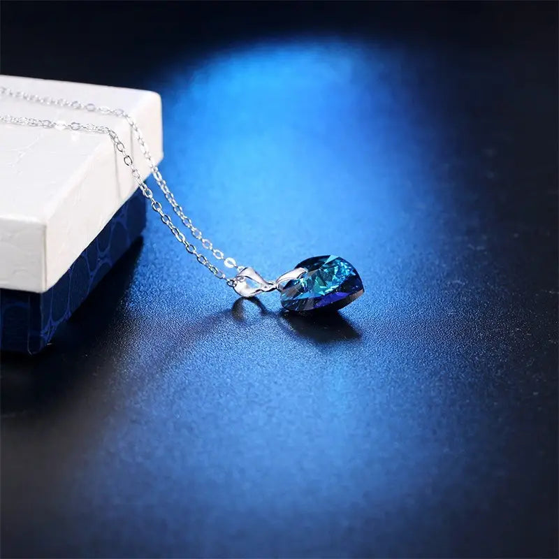 Lenora Caerwyn Jewellery Set