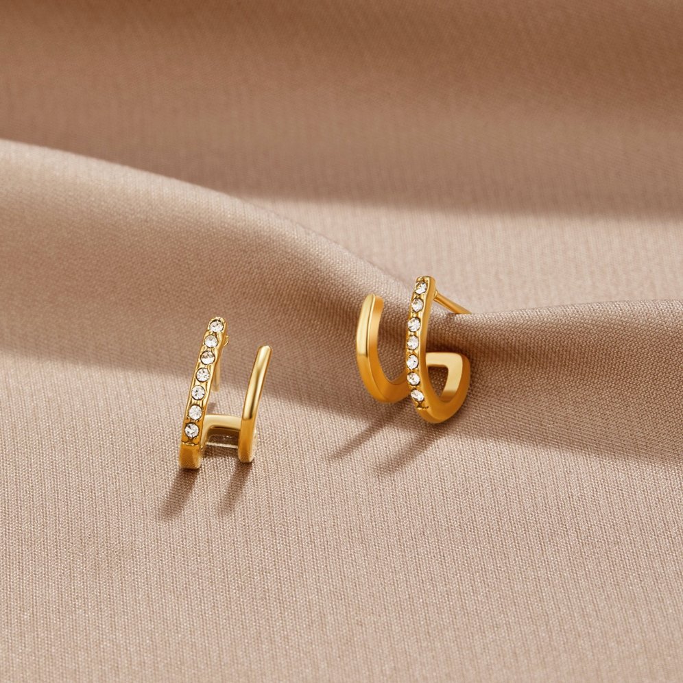 Claw Earrings – Gold and Sparkling Crystals
