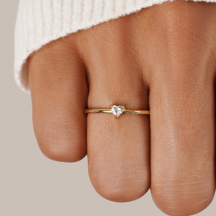 Jimena - Heart Ring in Crystal