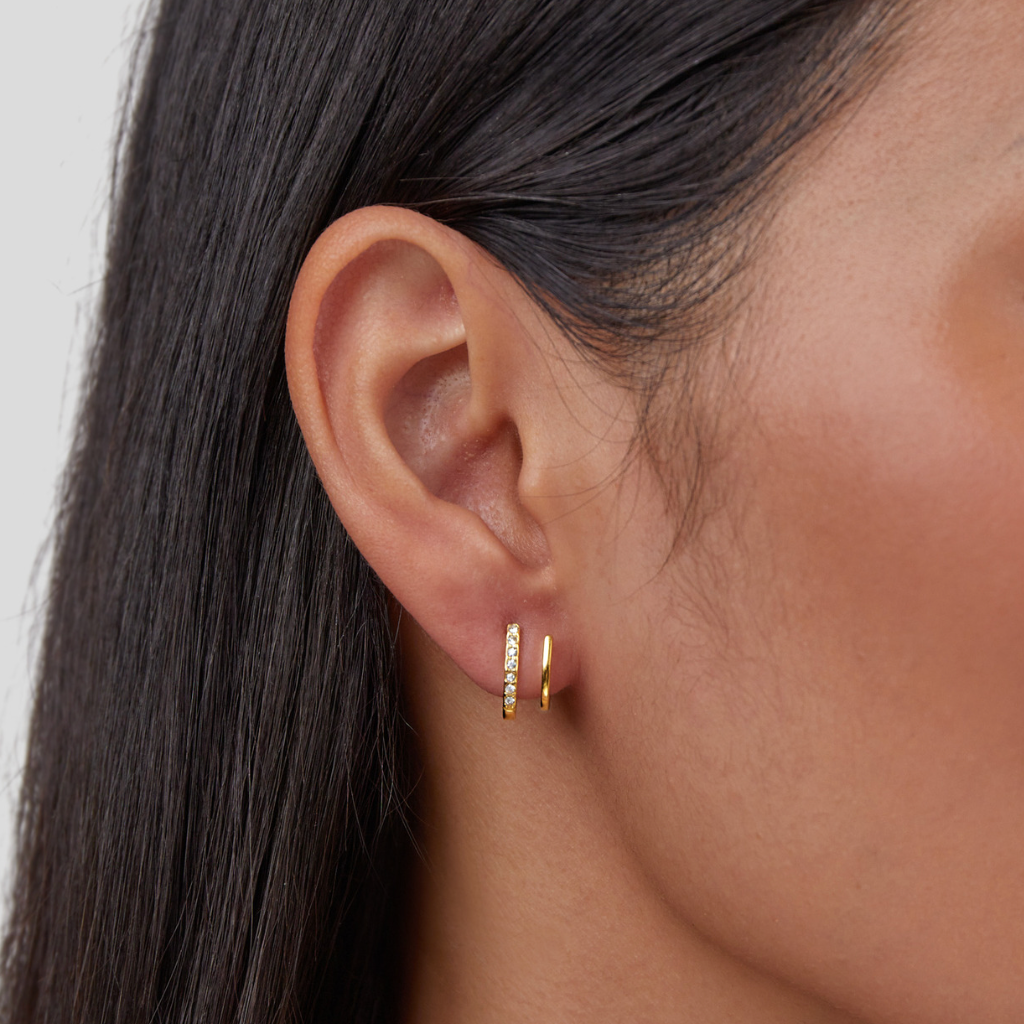 Claw Earrings – Gold and Sparkling Crystals
