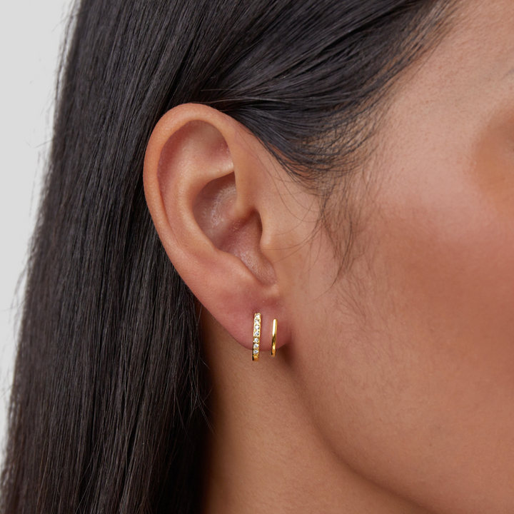 Claw Earrings – Gold and Sparkling Crystals