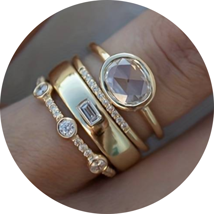 Lily – Vintage Gold Rings & Zircons