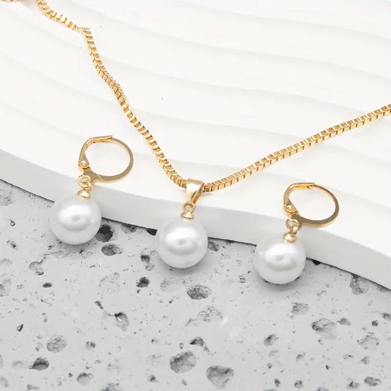 Golden Grace Pearl Jewelry Set